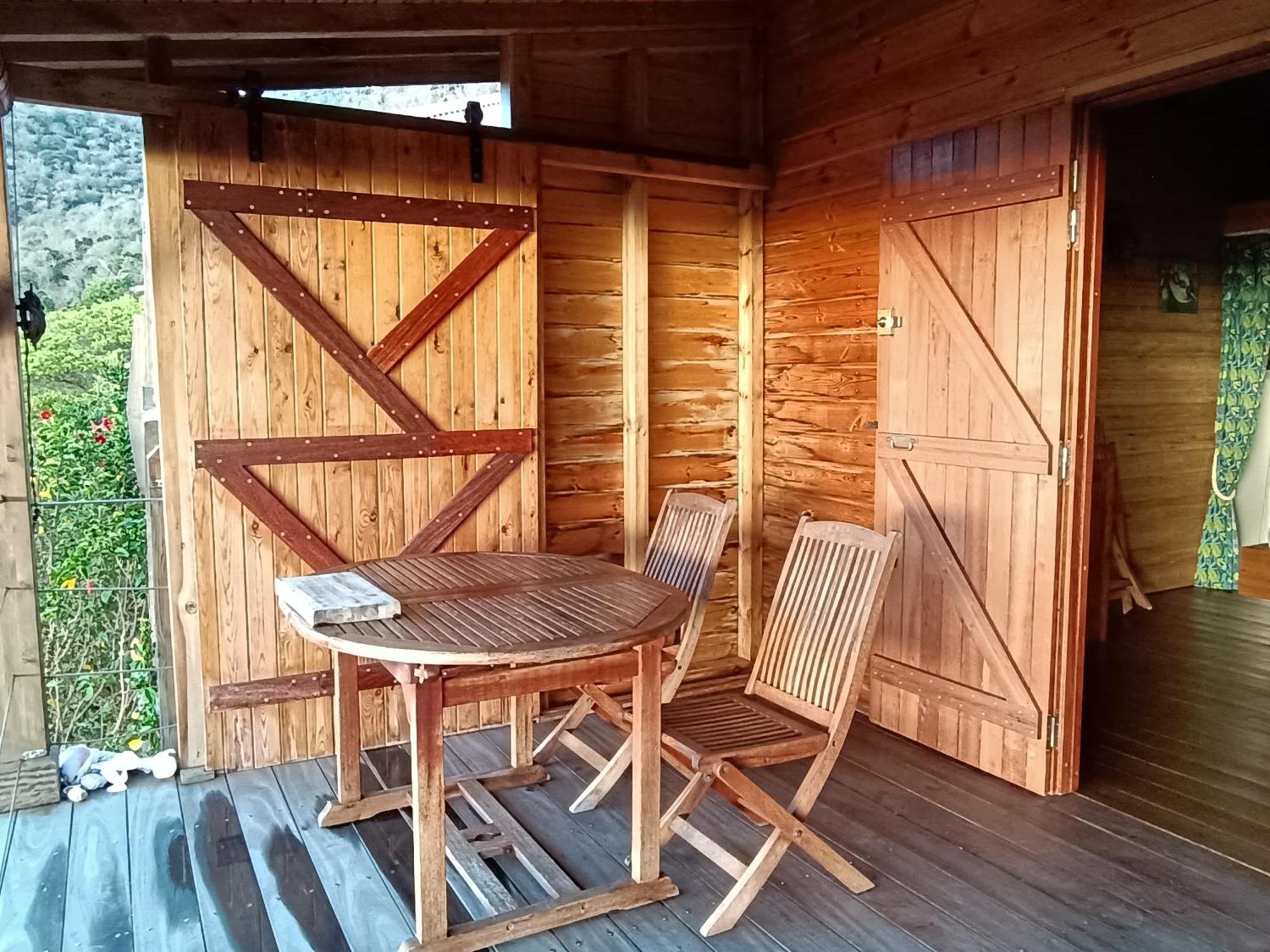 Terre-de-Bas Ti Kaz Anoli Vue Epoustouflante Sur La Baieヴィラ エクステリア 写真